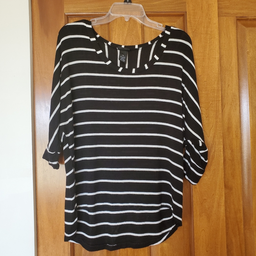 SOLD --- Rue 21 boho top - Picture 1 of 5